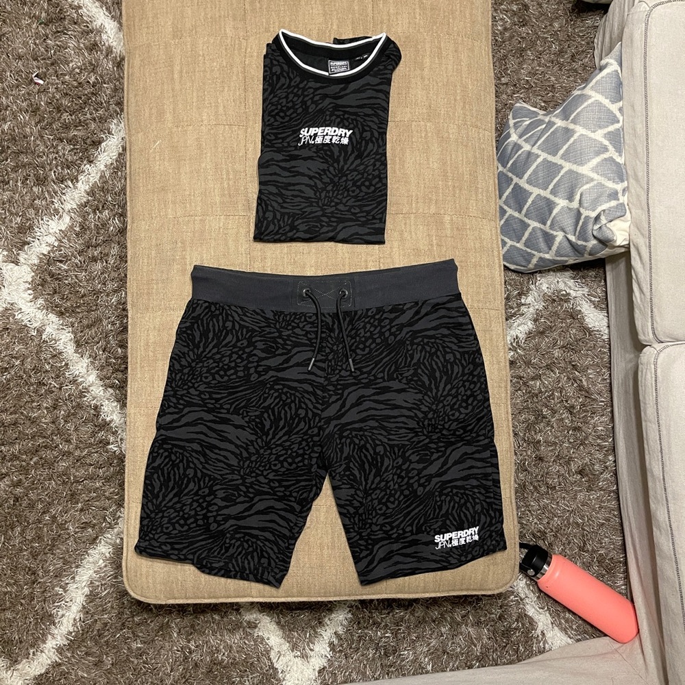 Superdry Matching T-shirt and Sweat Shorts